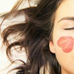 Porque é que a sua pele não lhe perdoa a sobremesa: a ligação entre o açúcar e a inflamação que está a ser ignorada porque-e-que-a-sua-pele-nao-lhe-perdoa-a.jpg